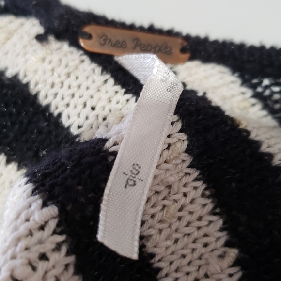 Free People Striped Swing Tunic Dress Womens S Oversized Nob Knit Black Ivory - Picture 7 of 8